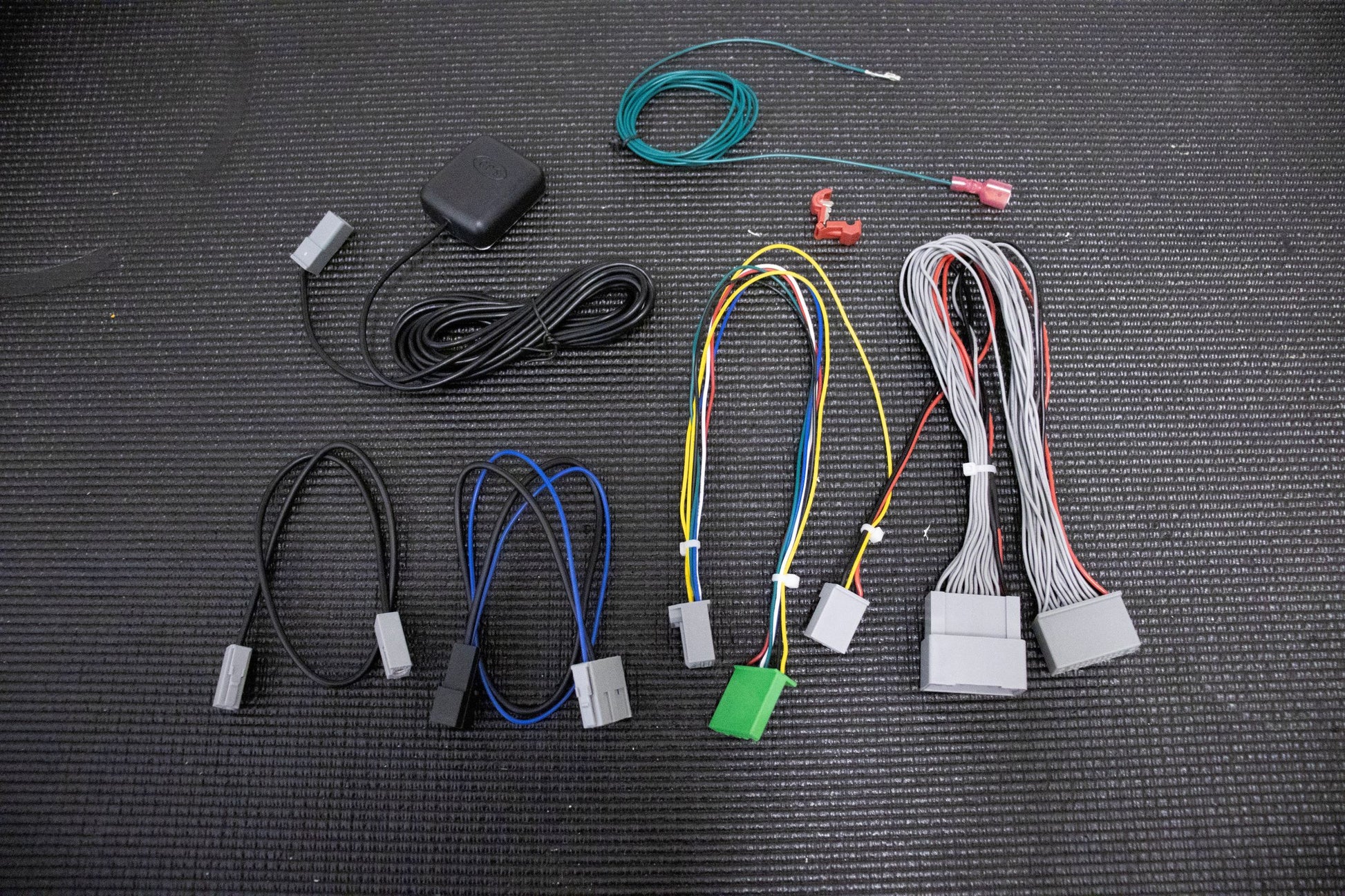 2016-2022 Honda Civic Touchscreen Radio Upgrade Plug and Play Wiring Harness